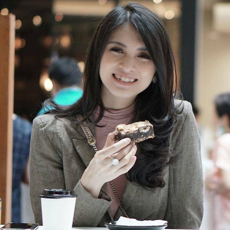 Instagram.com/donitabhubiy