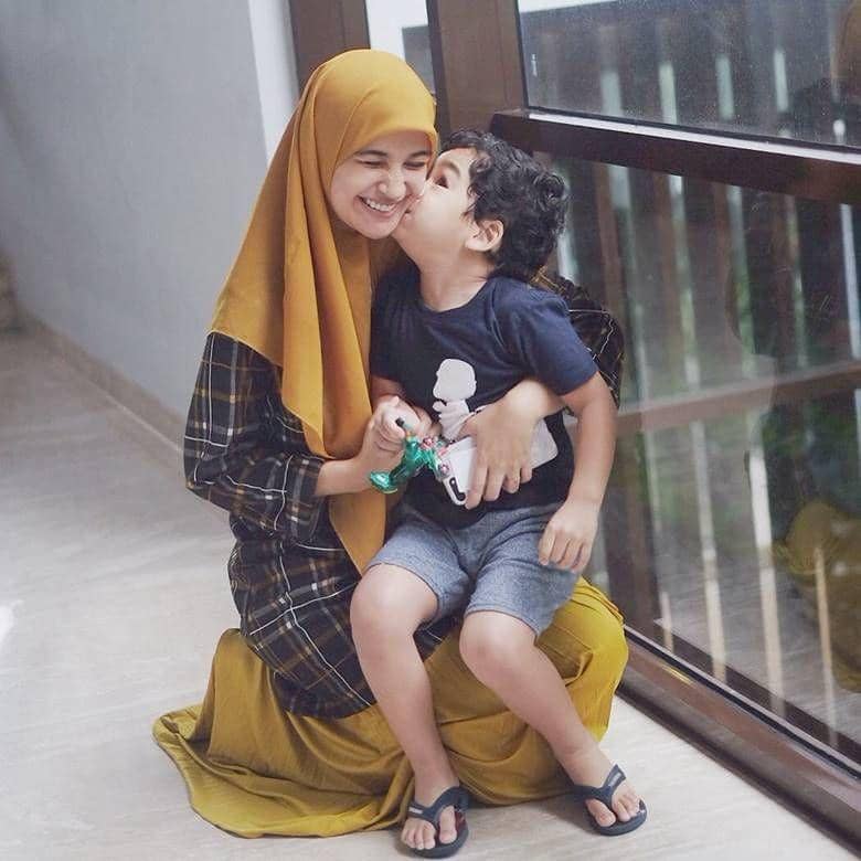 instagram.com/shireensungkar/