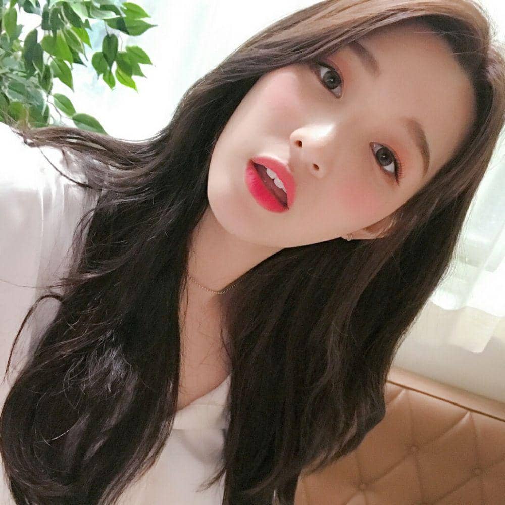 instagram.com/yul._.hee