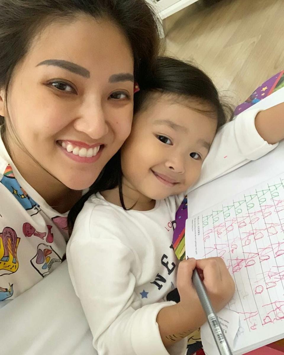 instagram.com/sarwendah29