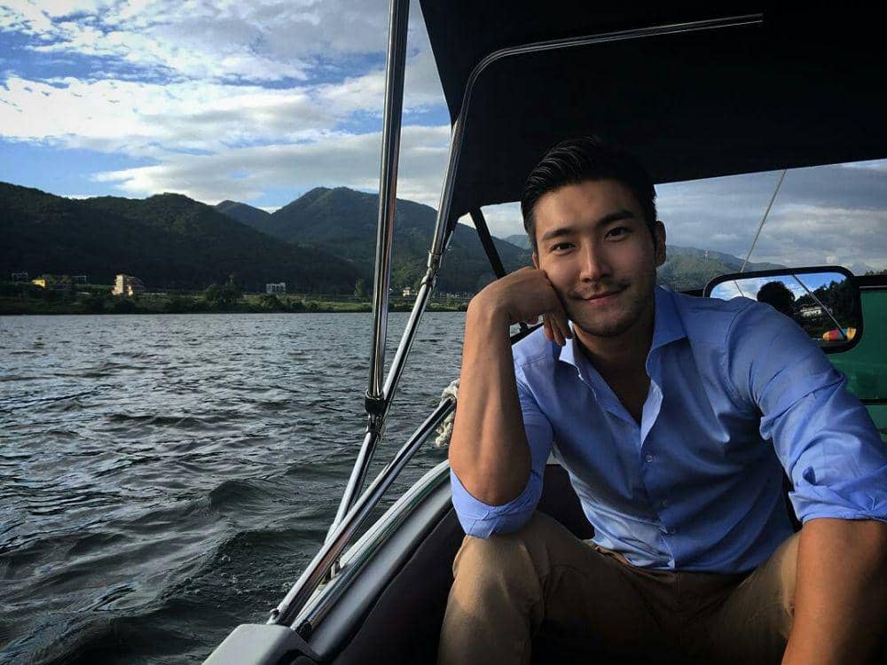 instagram.com/siwonchoi