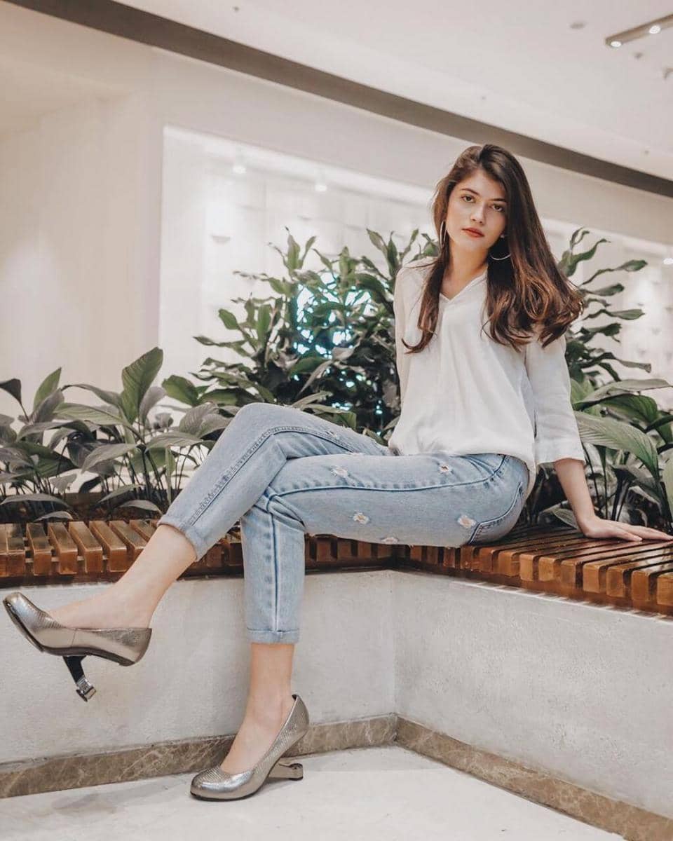 instagram.com/agathavalerie