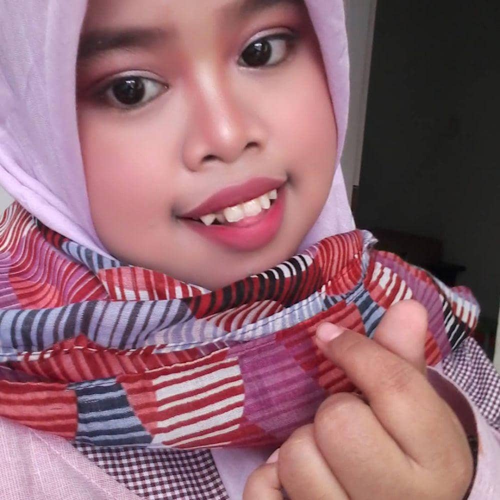 Instagram.com/rahmawatikekeyiputricantikka23