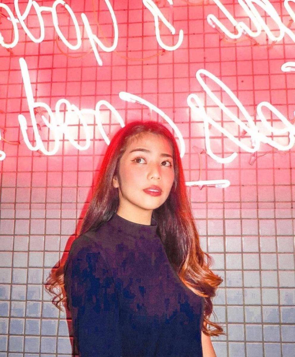 Instagram.com/aprilafransiska