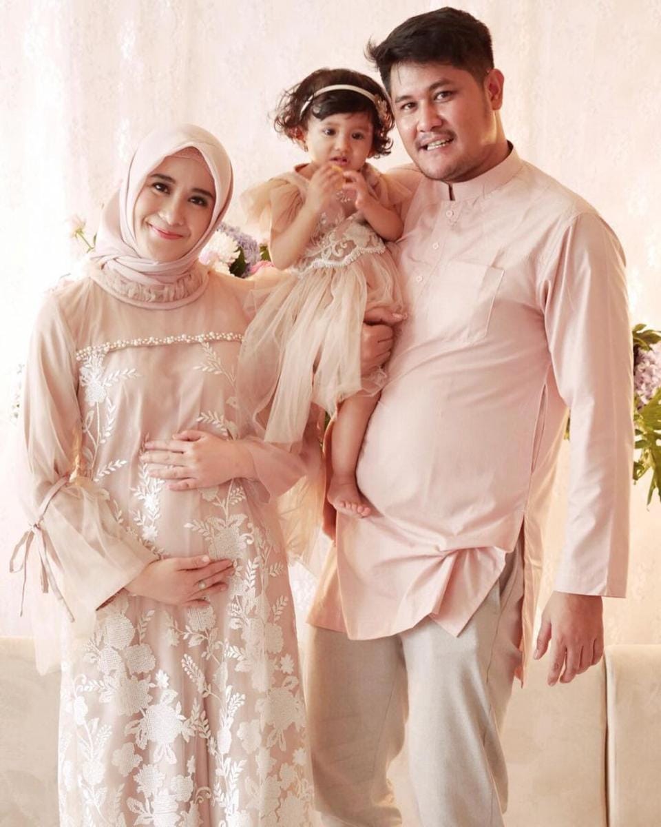 instagram.com/ryana_dea