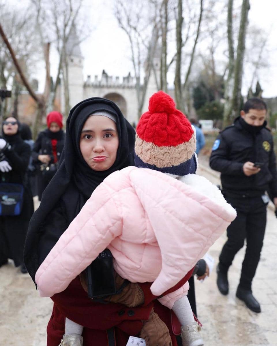 instagram.com/ryana_dea