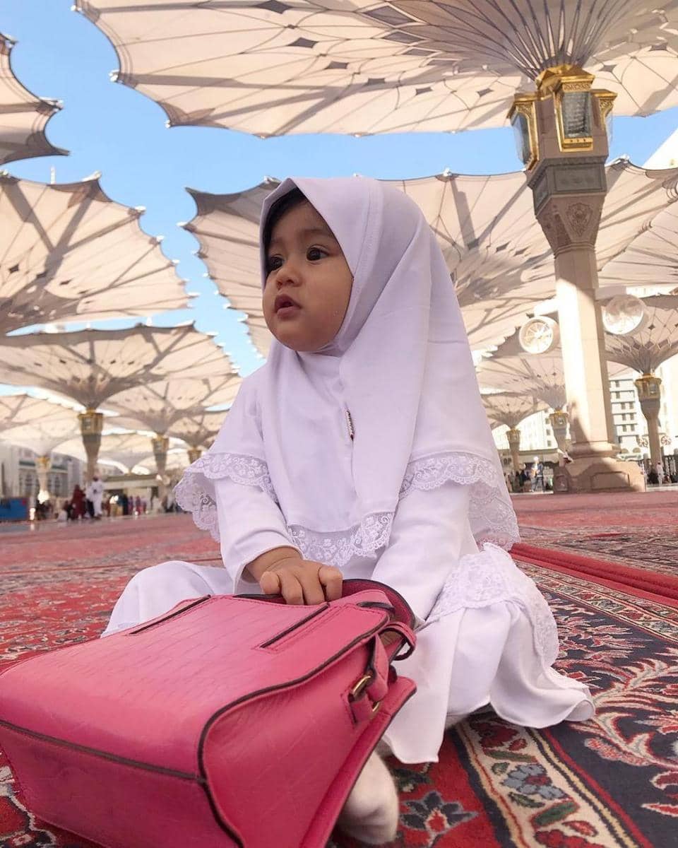 instagram.com/ryana_dea