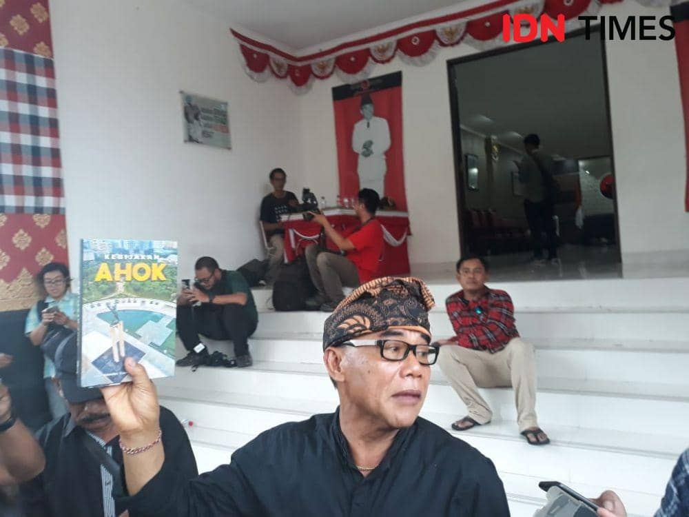 Sekretaris Dewan Pertimbangan PDIP Bali, Nyoman Adi Wiryatama. (IDN Times/Imam Rosidin)
