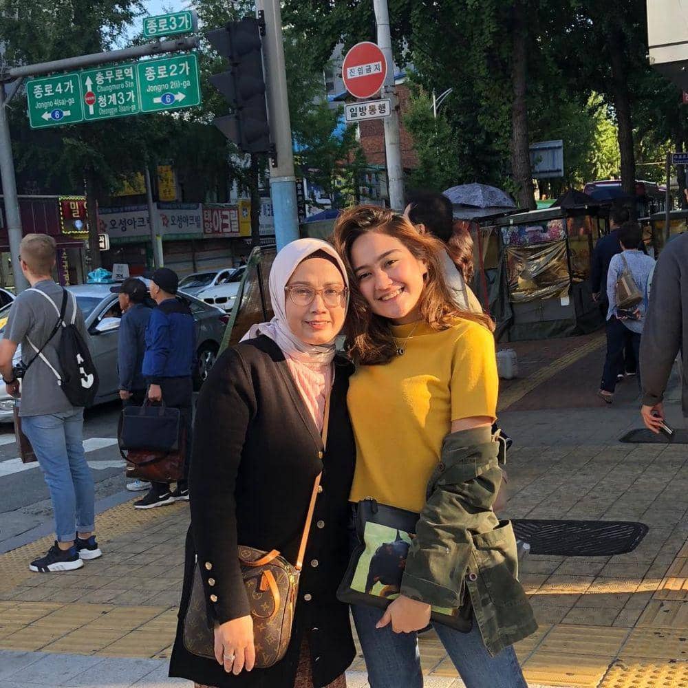 Instagram.com/helenokt72