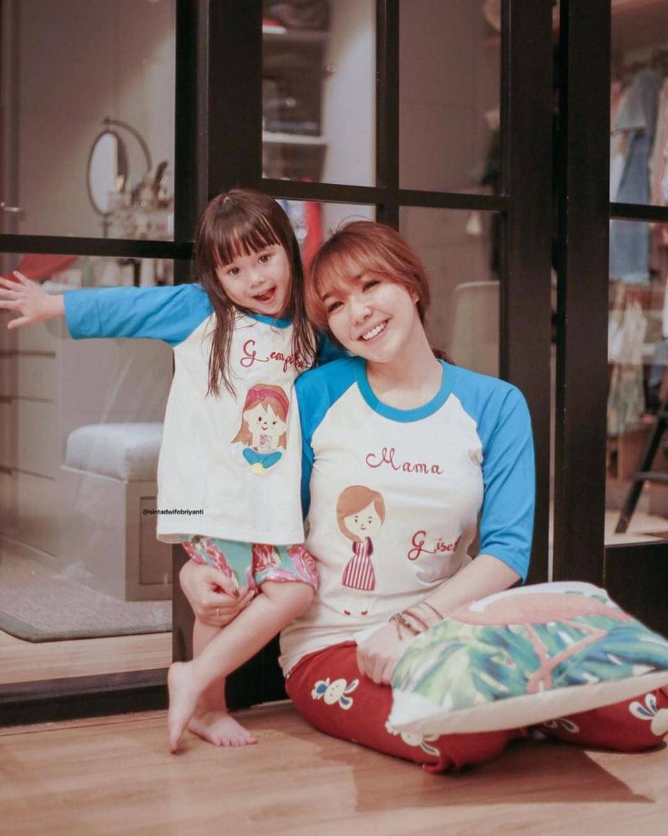 instagram.com/gisel_la