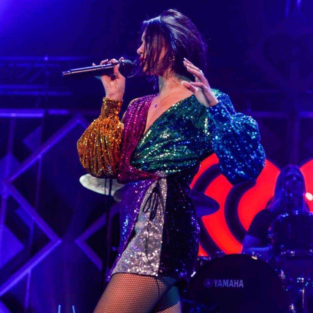 instagram.com/dualipa