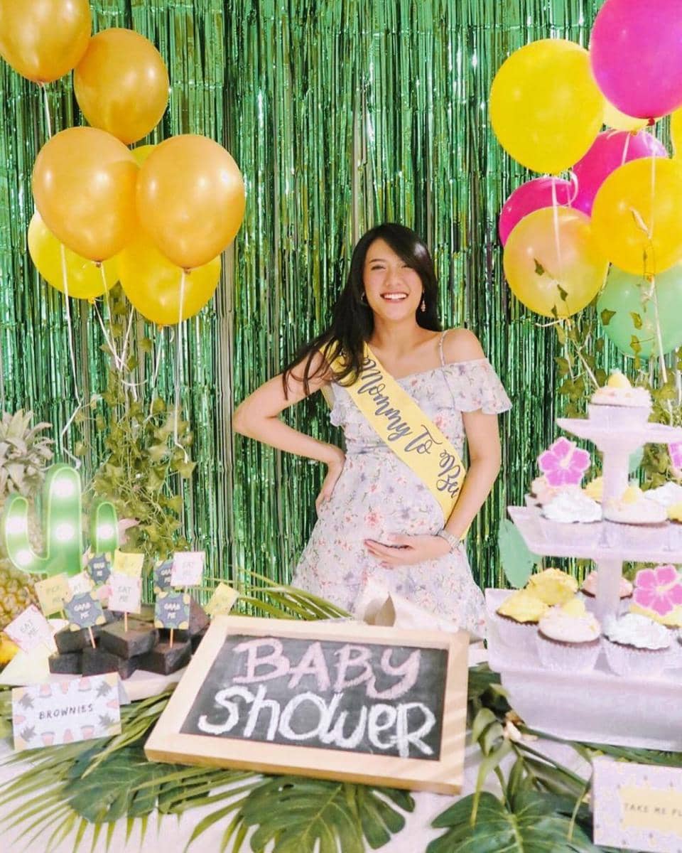 instagram.com/anissaaziza