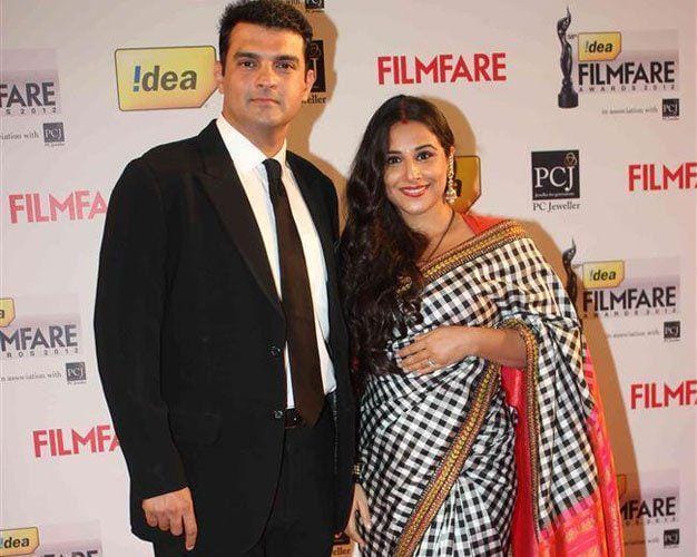 lightscamerabollywood.com