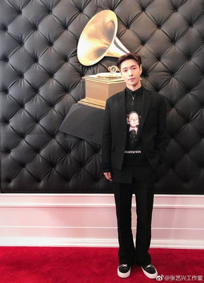 Weibo.com/u/5582937157