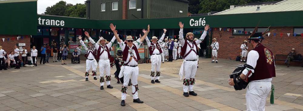 leedsmorris.org.uk