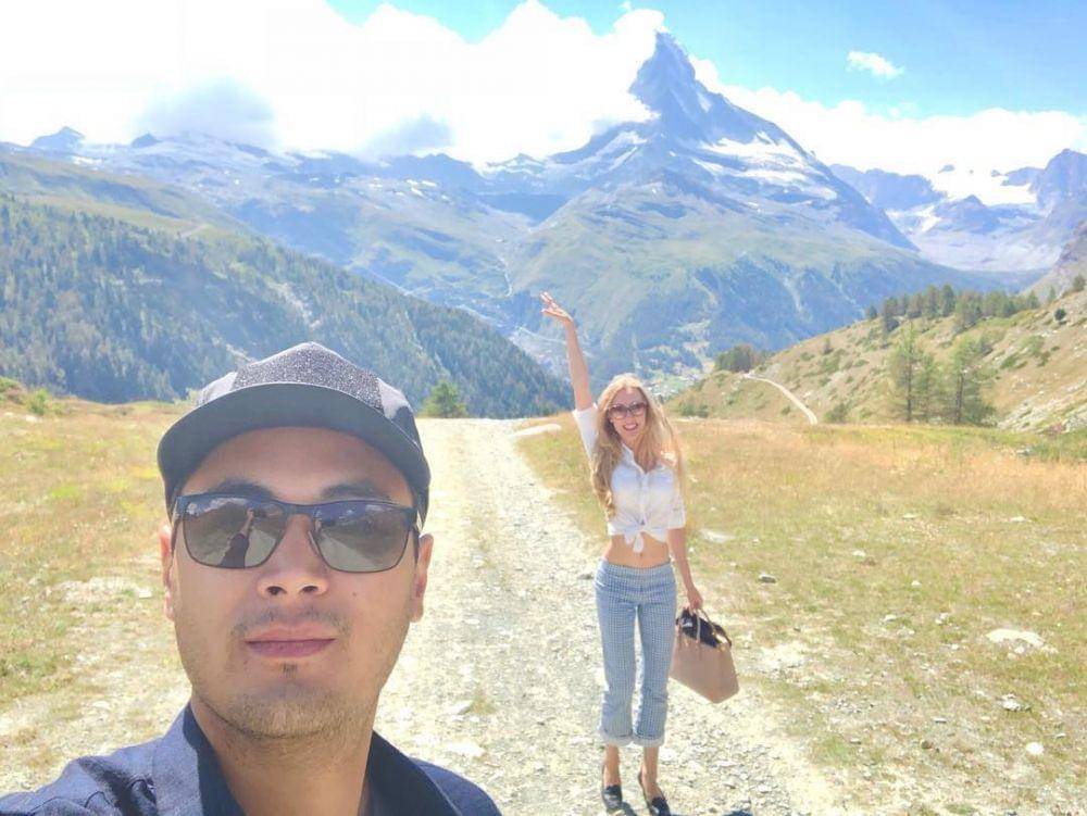 instagram.com/varshaadhikumoro