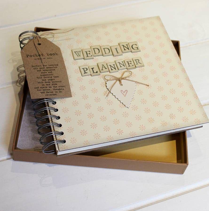 freeweddingplannertemplate.com