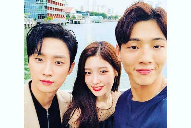 instagram.com/actor_jisoo