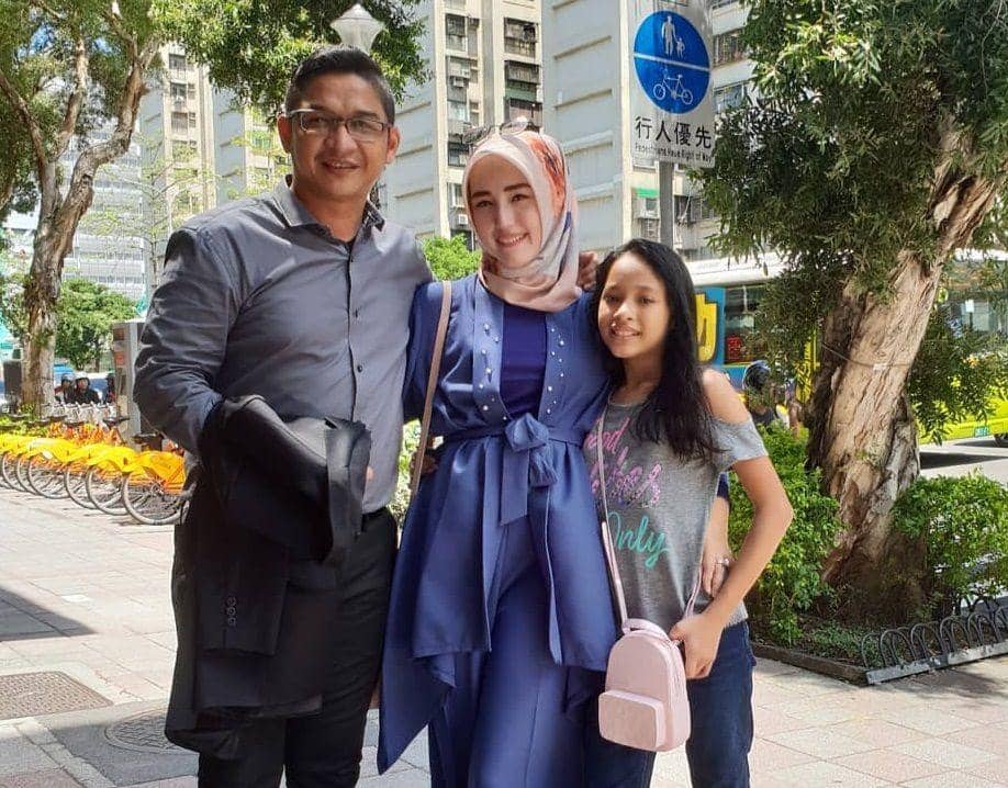 instagram.com/adeliapasha