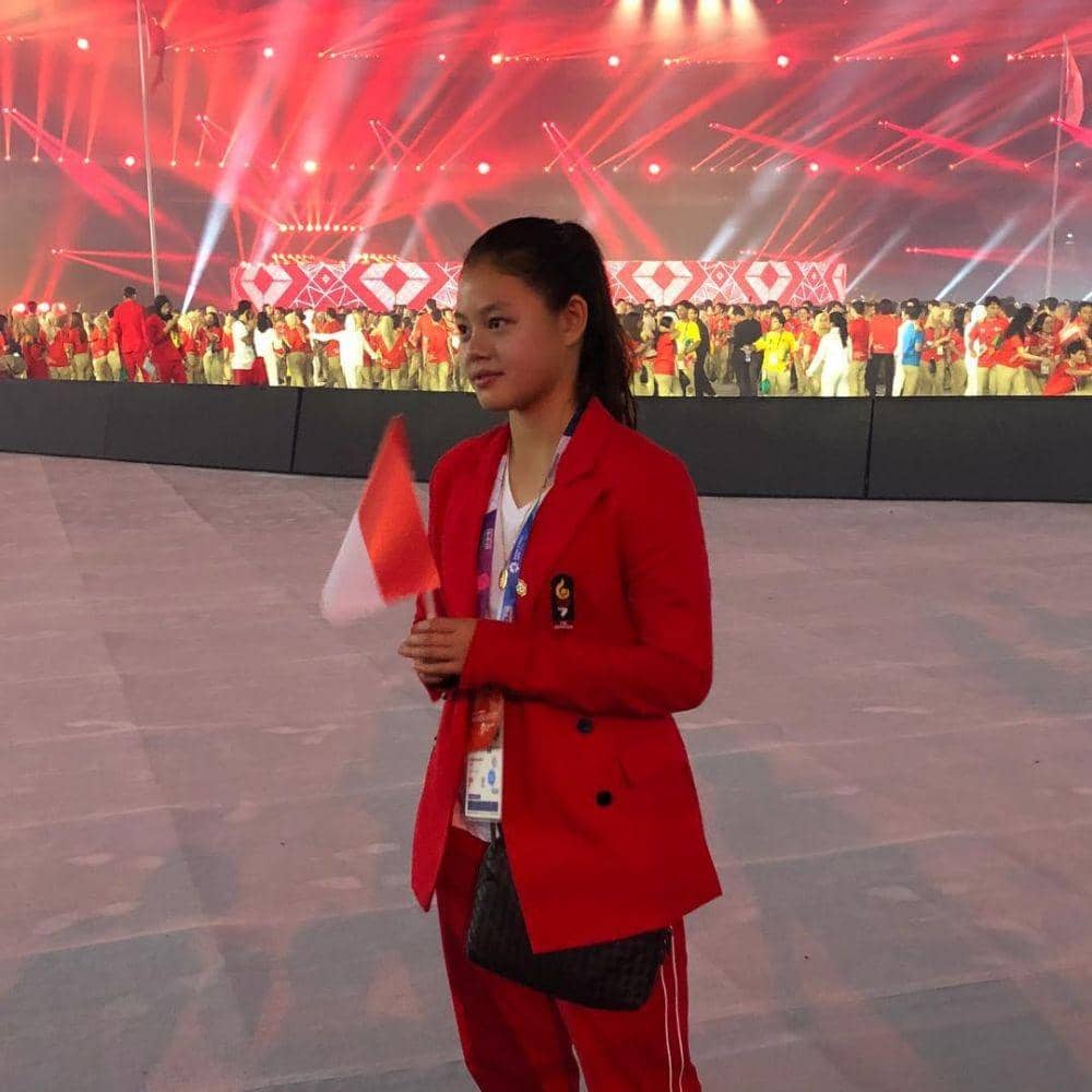 Instagram/dhanielledaphne