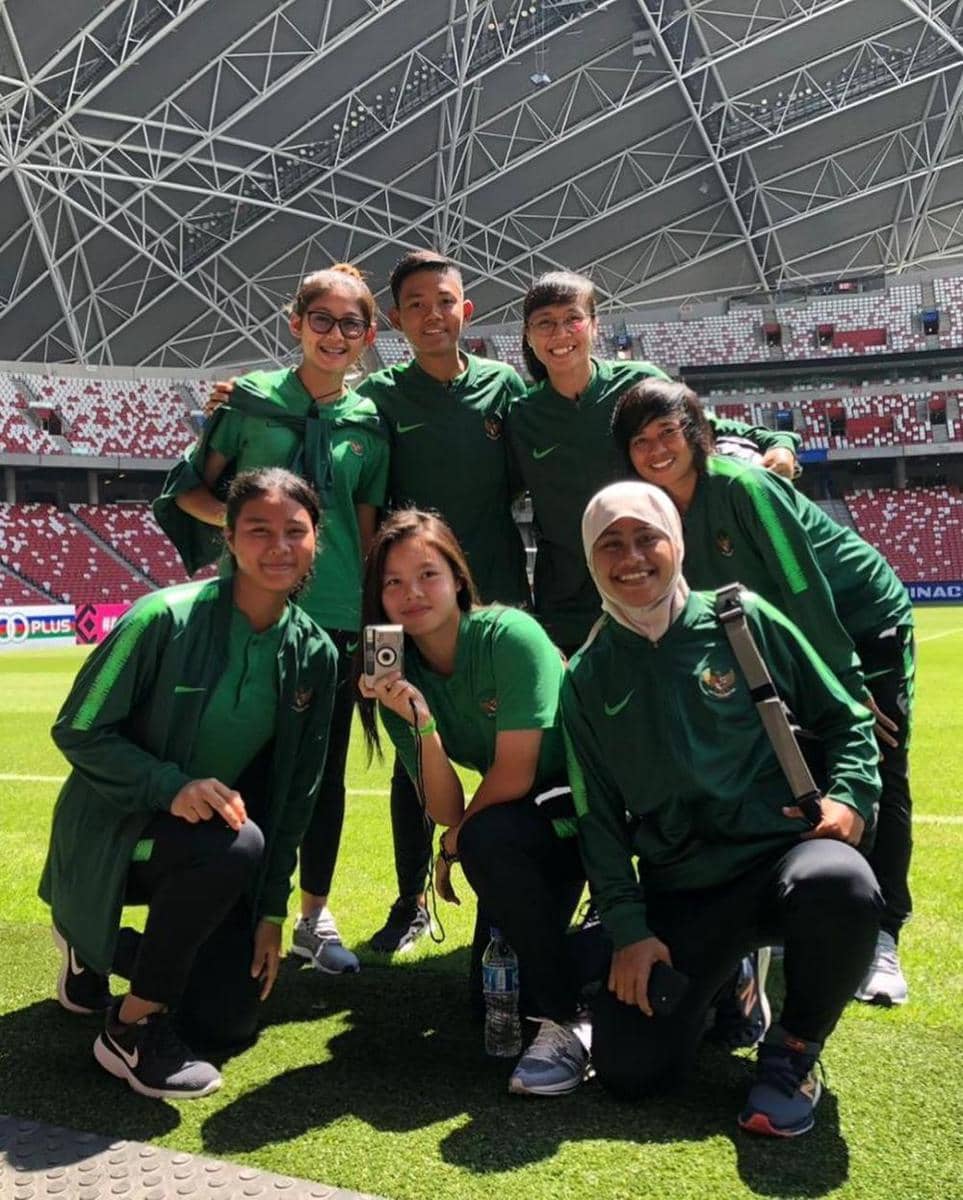 Instagram/dhanielledaphne