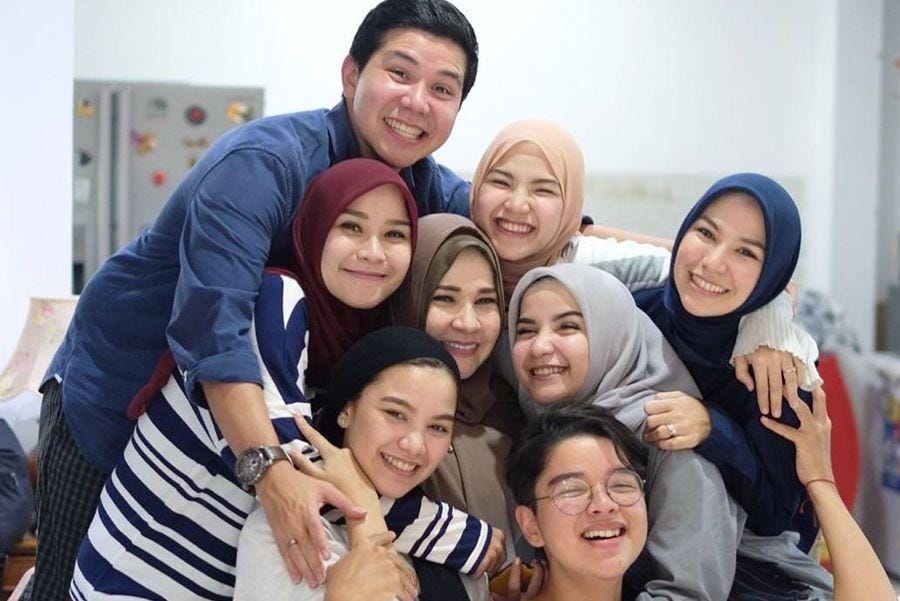 instagram.com/tasyanurmedina