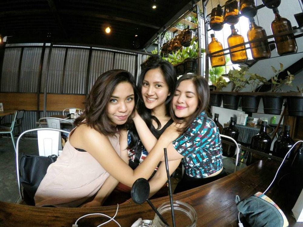 instagram.com/anisya