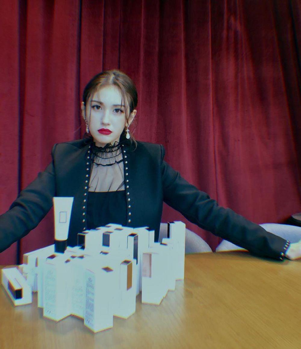 instagram.com/somsomi0309