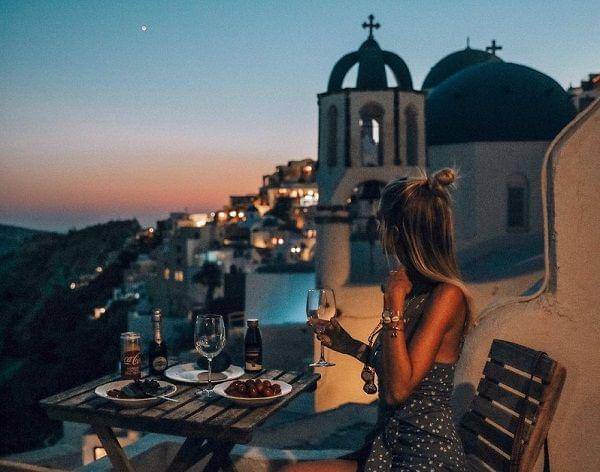 instagram.com/leoniehanne