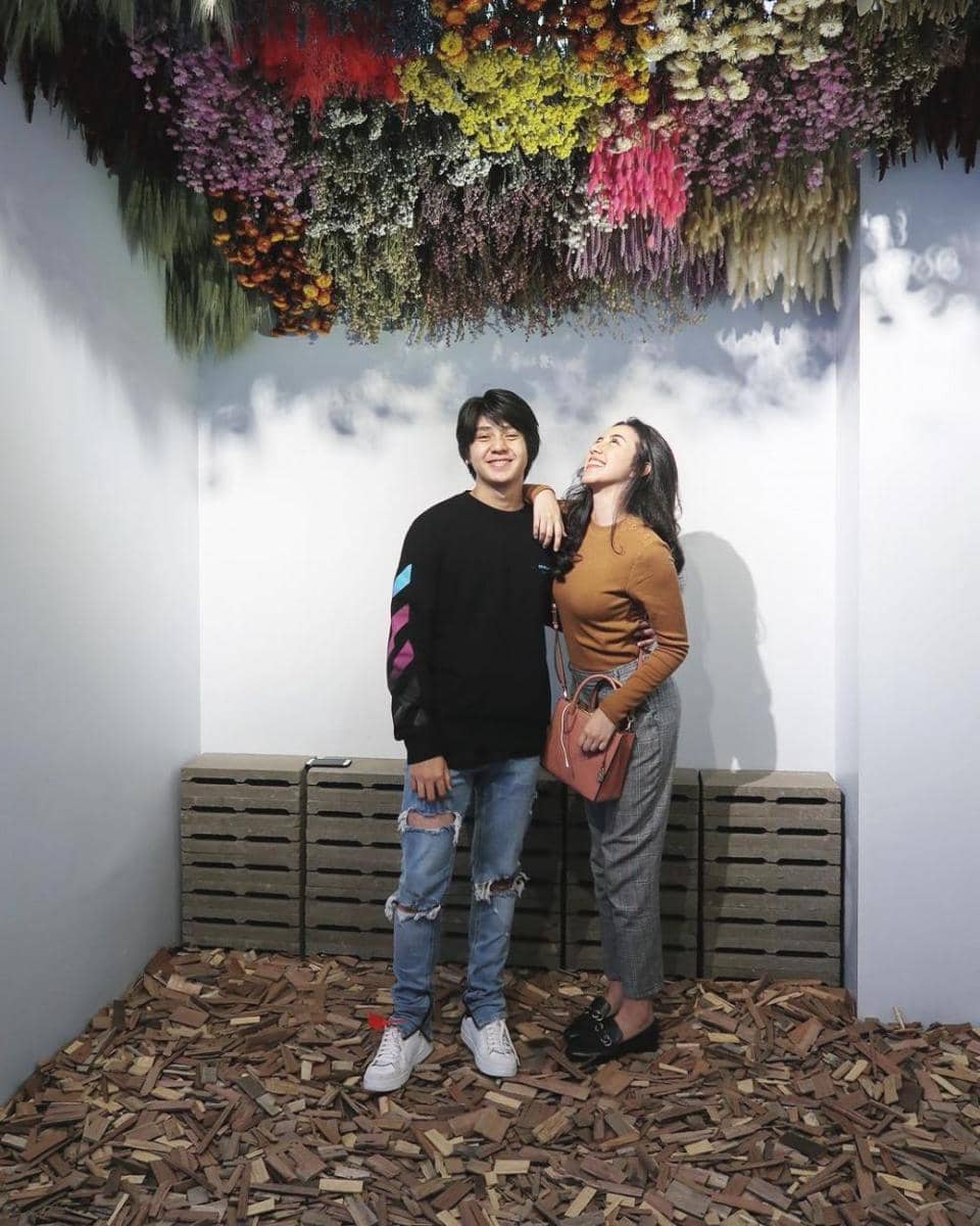 instagram.com/arbaniyasiz