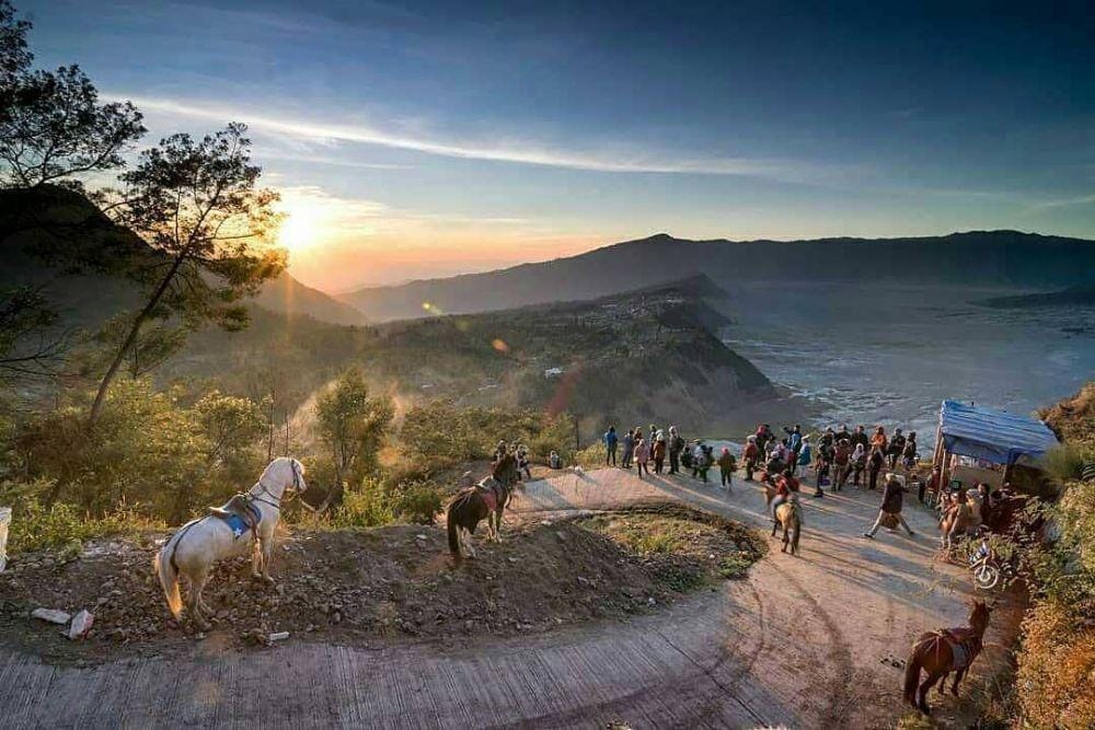 instagram.com/sandal_gunung_