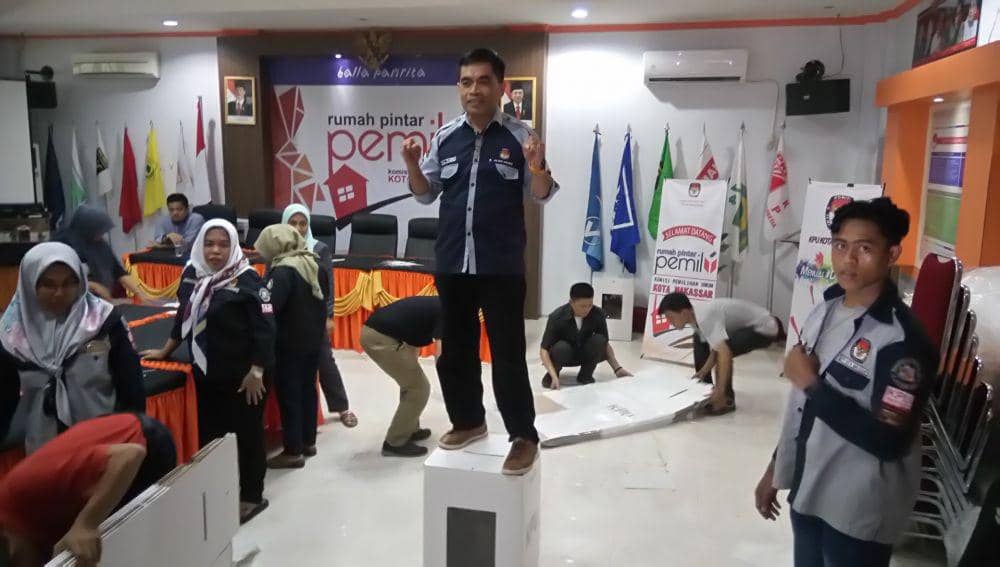 Sabri, eks Sekretaris KPU Makassar (IDN Times / Aan Pranata)