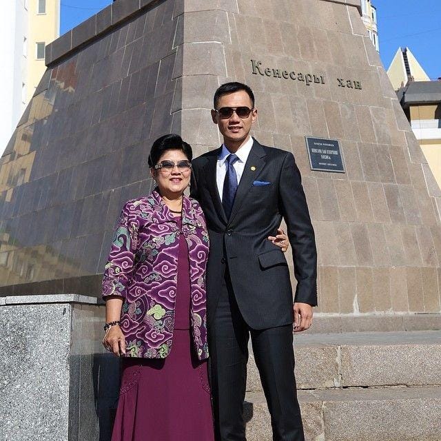 instagram.com/aniyudhoyono