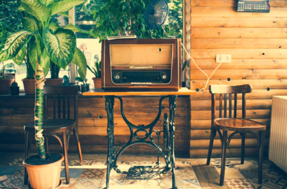 Unsplash.com/Csongor Schmutc