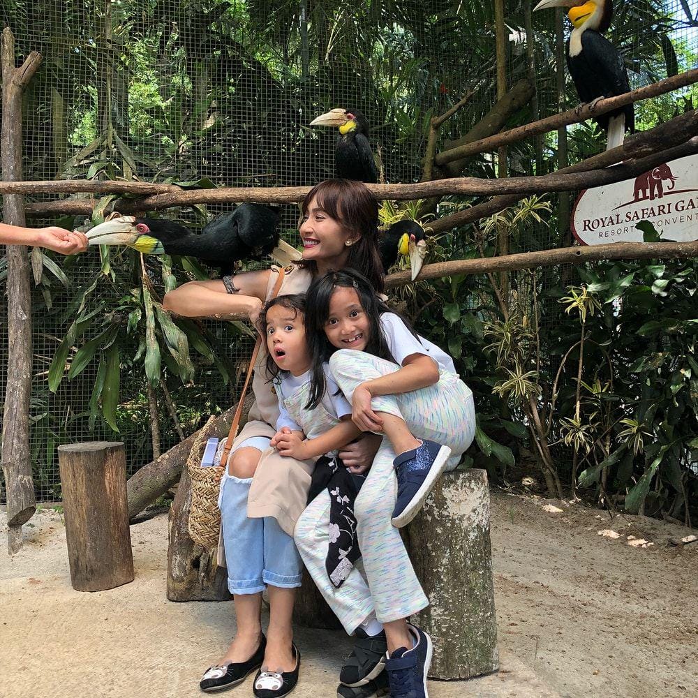 instagram.com/artikasaridevi