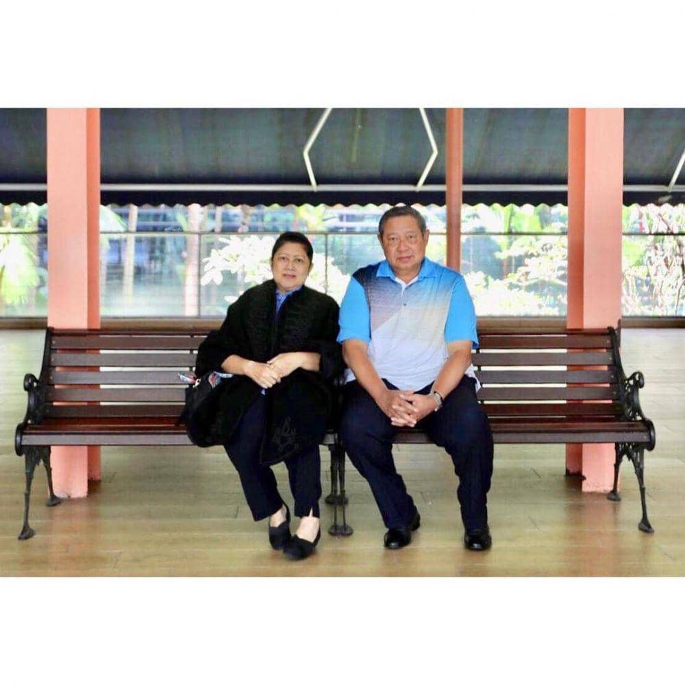 instagram.com/aniyudhoyono