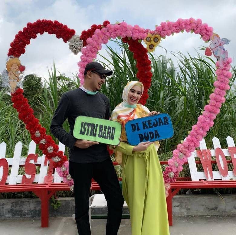 instagram.com/kartikaputriworld/