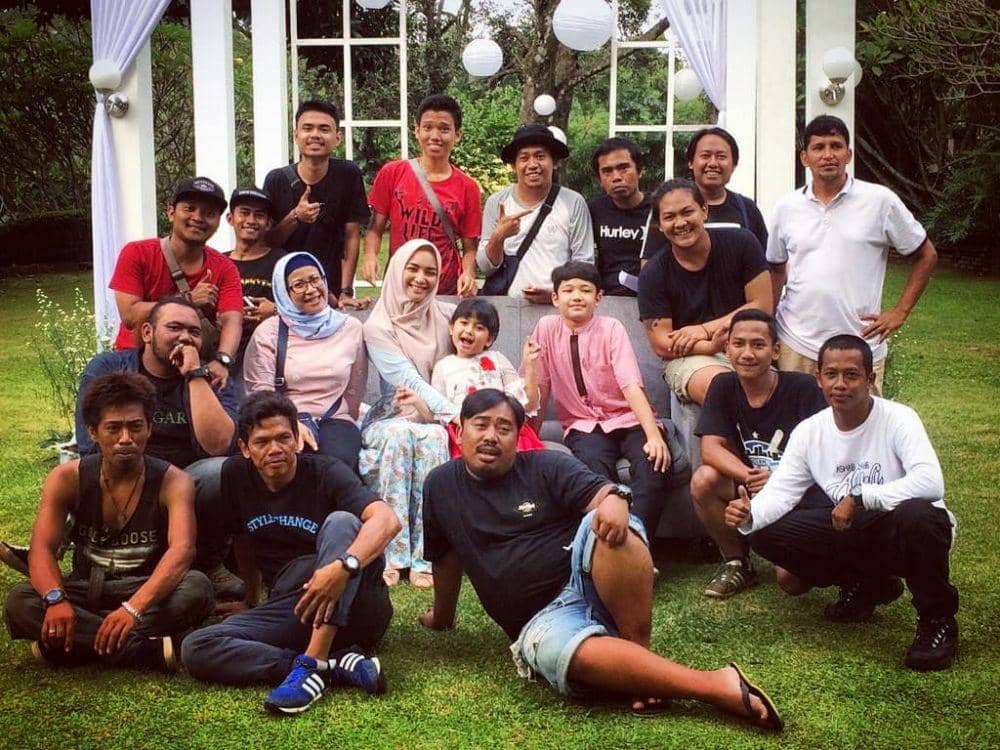 instagram.com/vikrisavidra