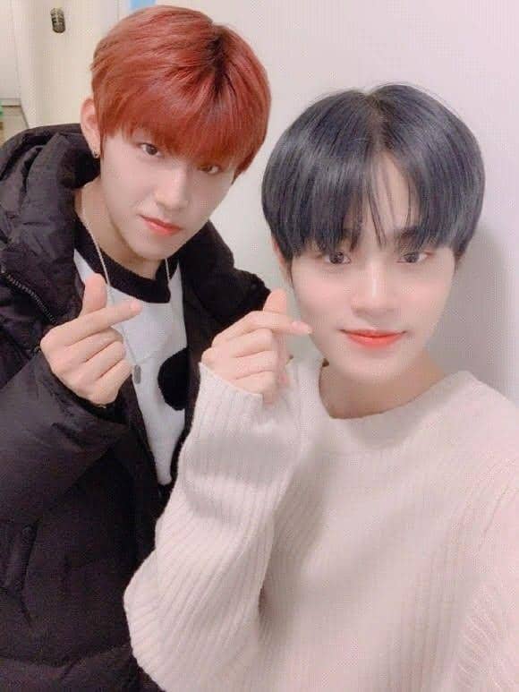 instagram.com/ brandnewmusic2011