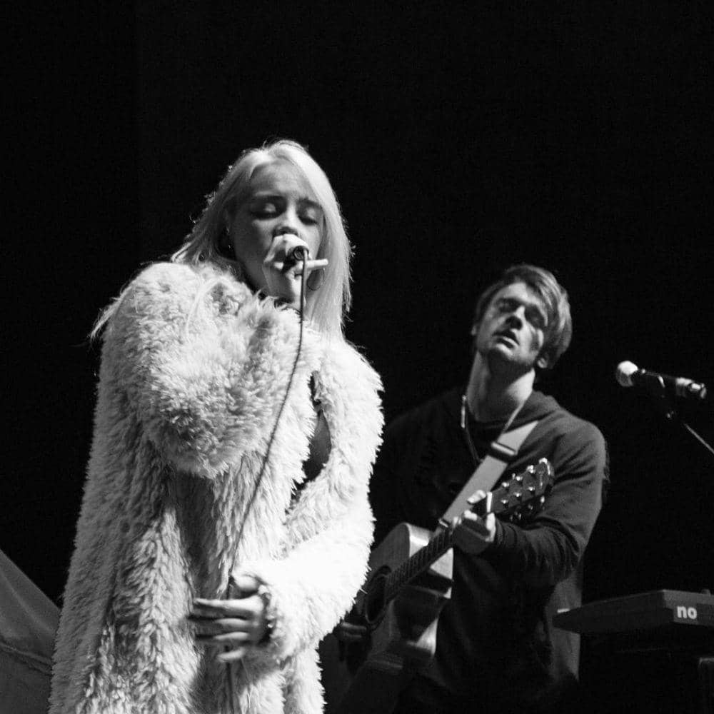 instagram.com/finneas