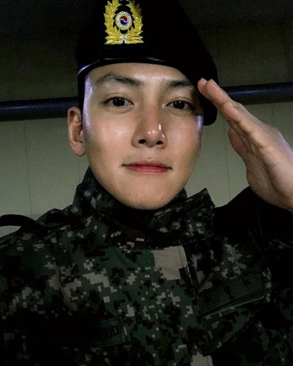instagram.com/jichangwook