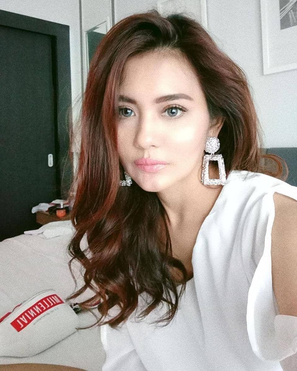 Instagram.com/julianamoechtar