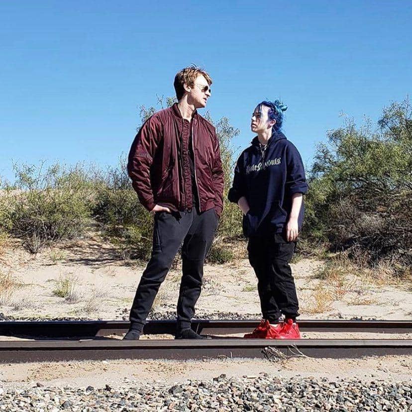 instagram.com/bilspoop