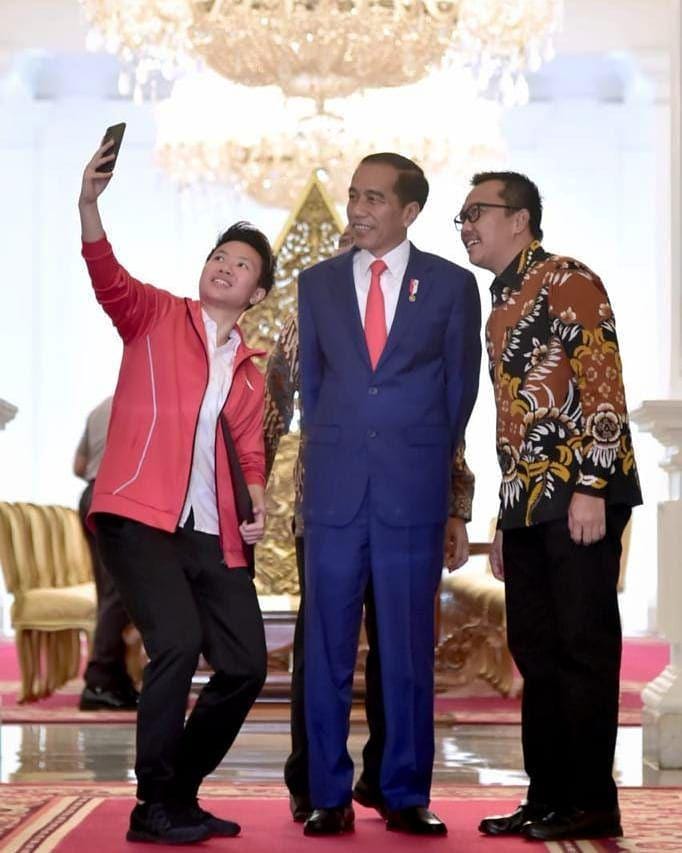 instagram.com/jokowi