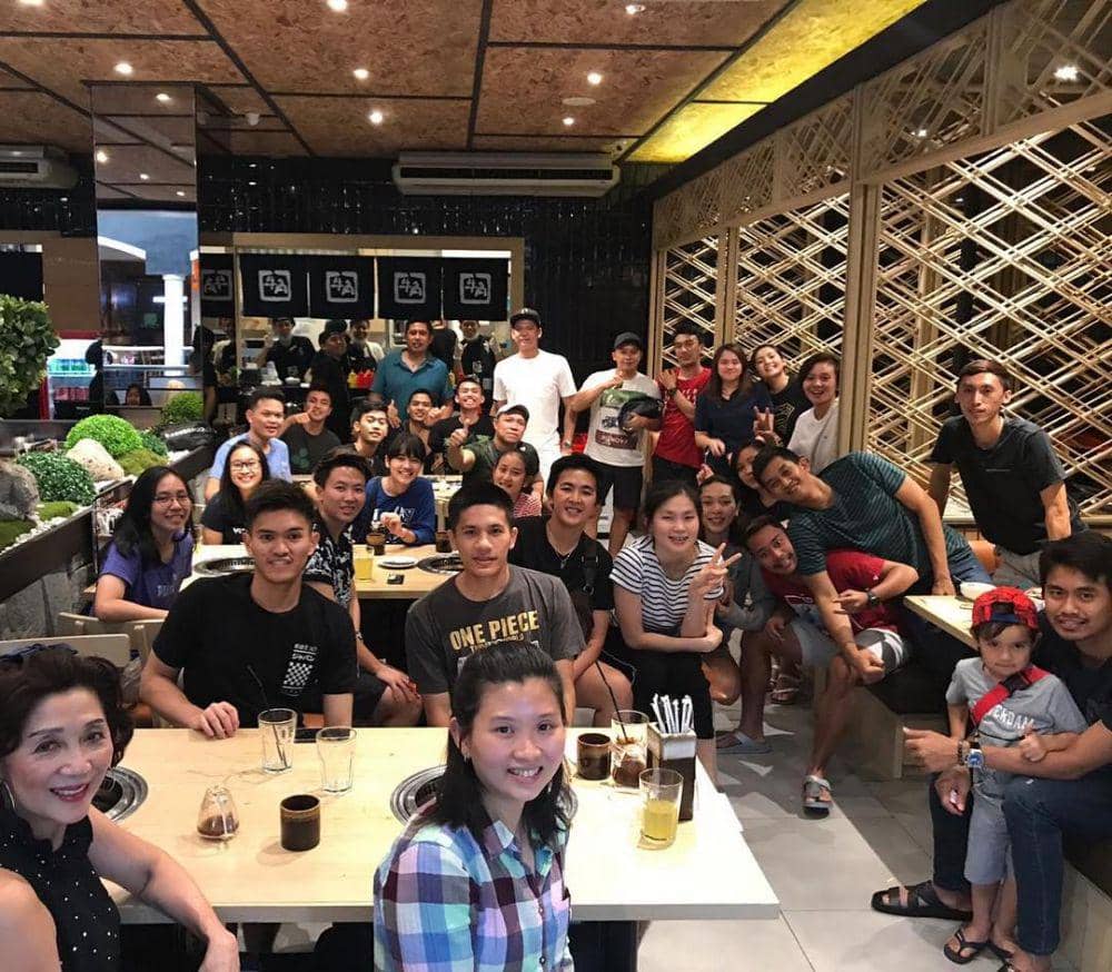 instagram.com/v.marisaa