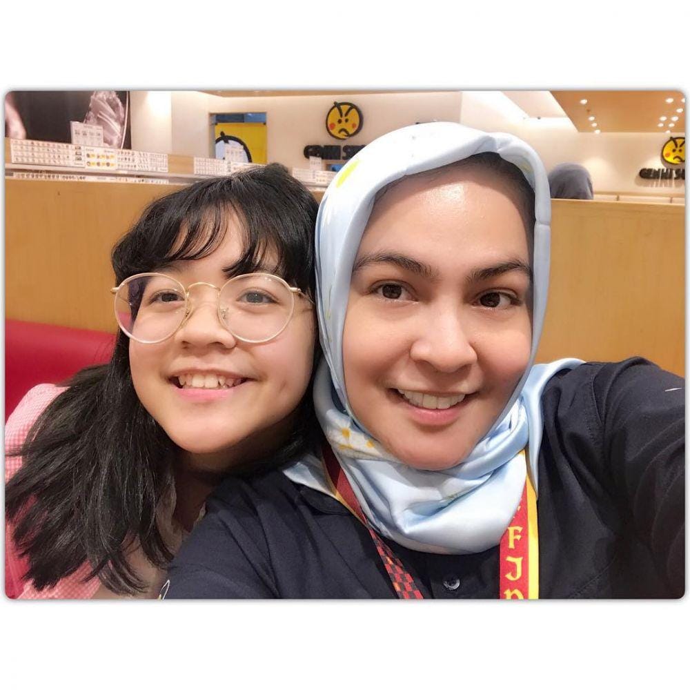 instagram.com/astridkuya