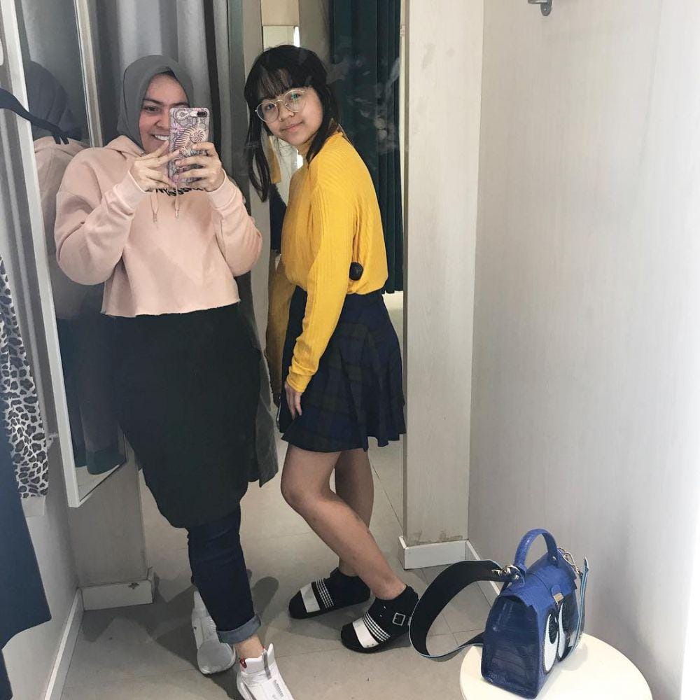 instagram.com/astridkuya