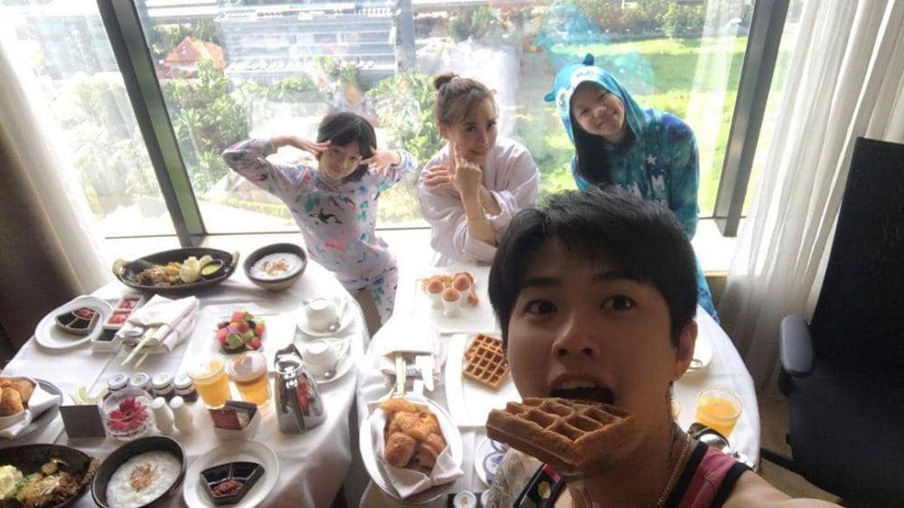 instagram.com/leejeonghoon