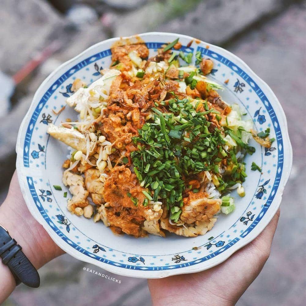 Instagram.com/eatandclicks