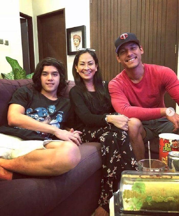 instagram.com/risa_dewi/